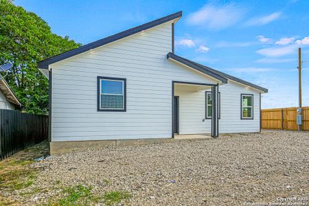 New construction Single-Family house 4237 Butterfly, Von Ormy, TX 78073 - image