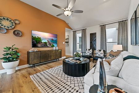 New construction Single-Family house 12770 Charismatic Pkwy, Frisco, TX 75035 plan Symmetry D373 - image 8