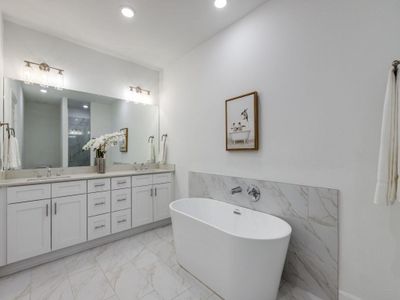 New construction Townhouse house 5617 Woodlands Dr, The Colony, TX 75056 null- photo 18 18