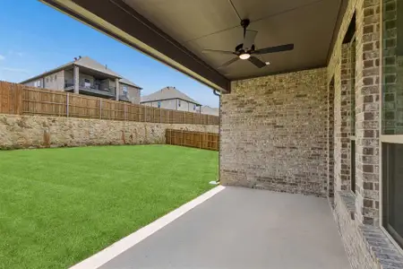 New construction Single-Family house 1007 Blue Mist Ct, Justin, TX 76247 plan Cedarwood I - image 4