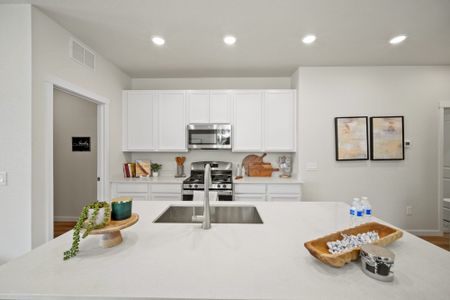 New construction Single-Family house 11924 Lost Peak Ln, Colorado Springs, CO 80925 plan Carnation - image 6