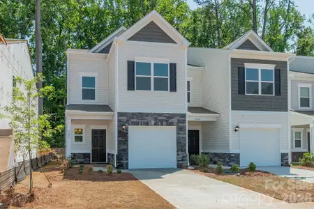 New construction Townhouse house 5628 Ringneck Rd, Charlotte, NC 28216 - image