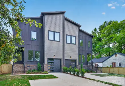 New construction Townhouse house 2616 Revolution Park Dr, Charlotte, NC 28208 - image