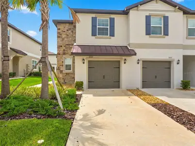 New construction Townhouse house 10317 Trumpet Honeysuckle Wy, San Antonio, FL 33576 - image