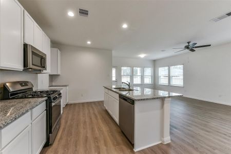 New construction Single-Family house 3906 Sugardale St, Baytown, TX 77521 - image 6