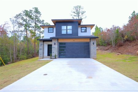 New construction Single-Family house 140 Pahalawe Ln, Bastrop, TX 78602 - photo 0