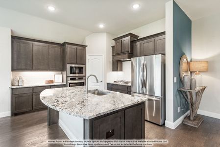 The Oaks by Bloomfield Homes in Red Oak - photo 36 36