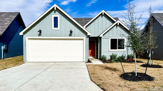 New construction Single-Family house 1621 Layne Loop, New Braunfels, TX 78130 The Dalton- photo 20 20