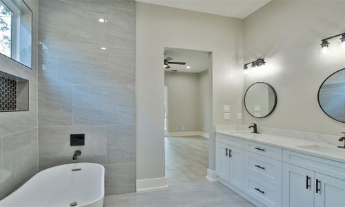 New construction Single-Family house 69 Wick Willow Rd, Montgomery, TX 77356 - image 8