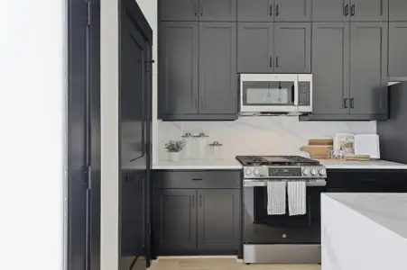 New construction Single-Family house 4603 Harrisburg Blvd, Unit A, Houston, TX 77011 - image 3