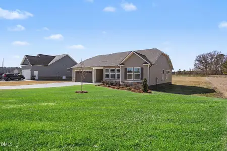 New construction Single-Family house 61 Maxwell Farm Ln, Selma, NC 27576 - image