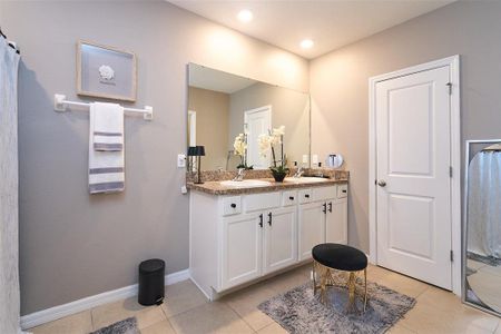 New construction Single-Family house 10826 Trailing Vine Dr, Tampa, FL 33610 null- photo 40 40