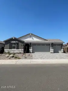 New construction Single-Family house 12384 W Parkway Ln, Avondale, AZ 85323 - image