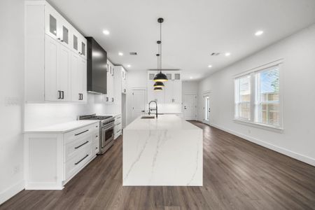 New construction Single-Family house 419 E 32Nd St, Houston, TX 77018 - image 9