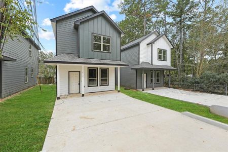 New construction Single-Family house 10174 Barberry Street, Montgomery, TX 77318 - photo 0