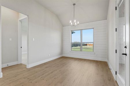 New construction Single-Family house 124 Golden Jackal Ct, Godley, TX 76044 The Euless- photo 17 17