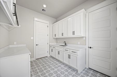 New construction Single-Family house 151 Wyndemere Dr, Montgomery, TX 77356 - image 8