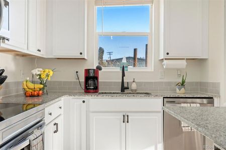 New construction Townhouse house 277 Cardinal St, Johnstown, CO 80534 - image 18