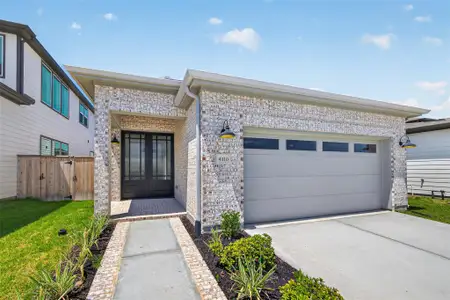New construction Single-Family house 4310 Avron Dr, Stafford, TX 77477 - image