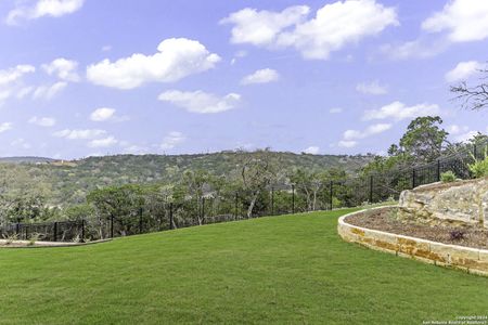 New construction Single-Family house 72 Monarca Blvd, Boerne, TX 78006 Trento- photo 29 29