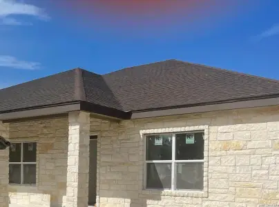 New construction Single-Family house 384 Cr 124, Floresville, TX 78114 - image