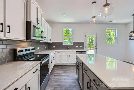 New construction Townhouse house 3015 Howell Mill Rd, Charlotte, NC 28208 null- photo 18 18