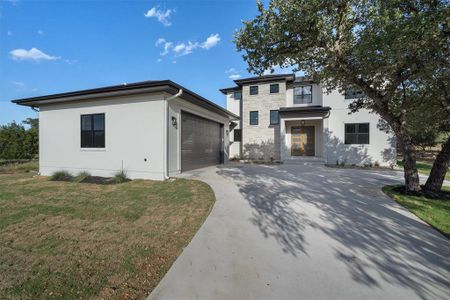 New construction Single-Family house 109 Rocky Summit Ct, Spicewood, TX 78669 null- photo 0 0