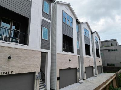 New construction Single-Family house 1243 W 23Rd Street, Unit A, Houston, TX 77008 - photo 1 1