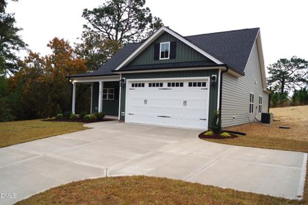 New construction Single-Family house 783 Ponderosa Trl, Cameron, NC 28326 - image