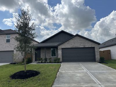 New construction Single-Family house 3615 Atlas Point Ln, Angleton, TX 77515 plan Layton - image