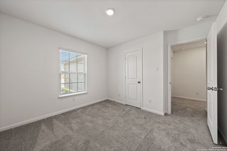 New construction Single-Family house 14923 Telfaire Mdw, Von Ormy, TX 78073 null- photo 11 11