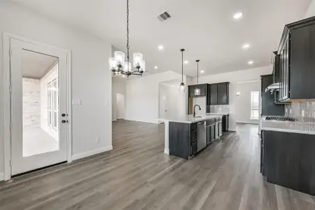 New construction Single-Family house 5611 Camp Creek Rd, Baytown, TX 77523 - image 17