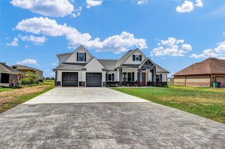New construction Single-Family house 755 Sunset Trl, Angleton, TX 77515 - image