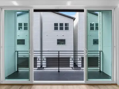 New construction Single-Family house 4802 Elysian St, Unit E, Houston, TX 77009 - image