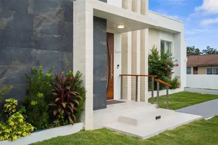 New construction Single-Family house 4249 S Cranberry Blvd, North Port, FL 34286 - image