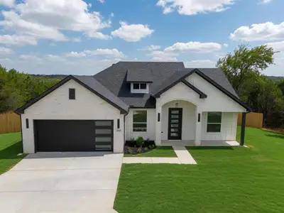 New construction Single-Family house 4620 Evening View Dr, Granbury, TX 76048 - image