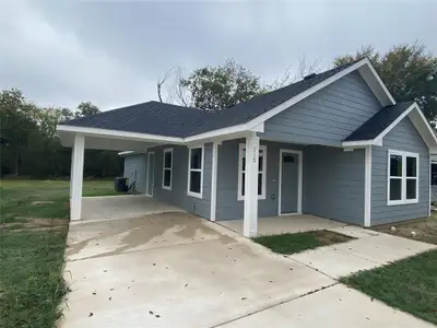 New construction Single-Family house 115 E 13Th Ave, Corsicana, TX 75110 - image