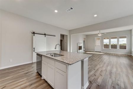 New construction Single-Family house 3514 Austin St, Gainesville, TX 76240 San Gabriel II- photo 8 8