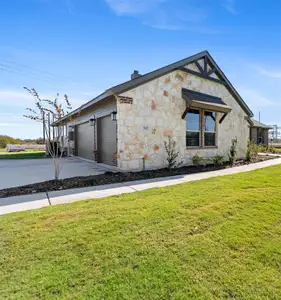 New construction Single-Family house 30 Roosevelt Ln, Valley View, TX 76272 plan Salado - image
