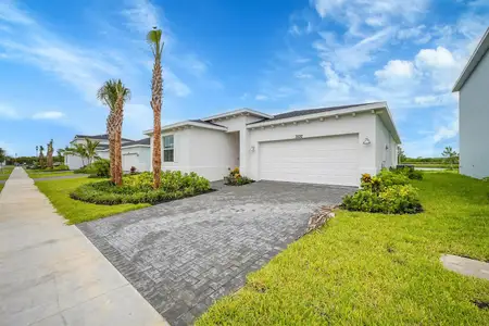 New construction Single-Family house 3532 Angler Dr, Fort Pierce, FL 34946 plan Hartford - image