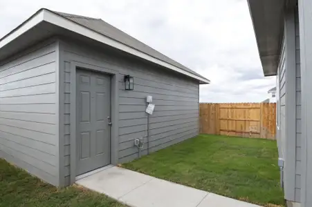 New construction Single-Family house 1624 Esplanade Pkwy, San Marcos, TX 78666 plan Moda - image 4