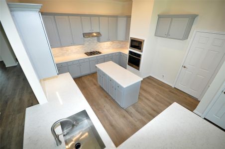 New construction Single-Family house 2114 Amistaqd Rd, League City, TX 77539 - image 6