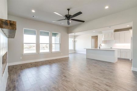 New construction Single-Family house 228 Basalt Ln, Azle, TX 76020 Daisy- photo 8 8