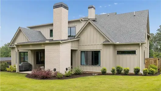 New construction Single-Family house 341 Mockingbird Ln Se, Smyrna, GA 30082 - image