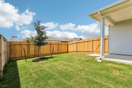 New construction Single-Family house 191 Glocken Ln, Kyle, TX 78640 plan Decker - image 20