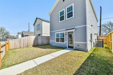 New construction Single-Family house 6410 Calhoun Rd, Houston, TX 77021 - image