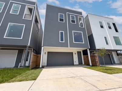 New construction Single-Family house 4704 Ward St, Houston, TX 77021 - image