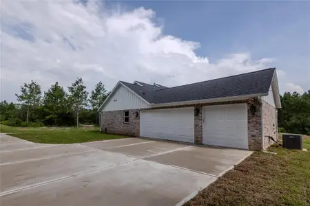 New construction Single-Family house 12744 Oak Barrel Rd, Willis, TX 77378 - image