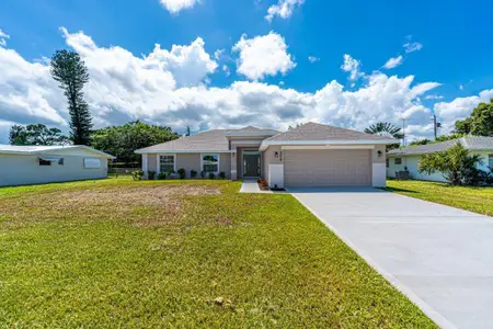 New construction Single-Family house 206 Riomar Dr, Port St. Lucie, FL 34952 plan 1755 - image