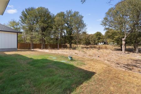 New construction Single-Family house 142 Waikakaaua Dr, Bastrop, TX 78602 null- photo 30 30